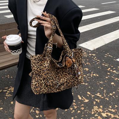 Tote Bag Women's Autumn and Winter New Retro Leopard Print Large Capacity Lazy Wind Street Portable Armpit Bag