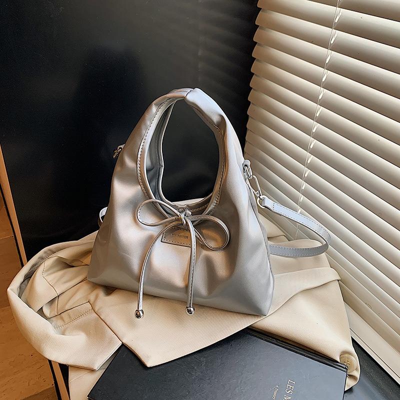 

Small bag bag women s new summer versatile messenger bag popular handbag bucket bag срібний