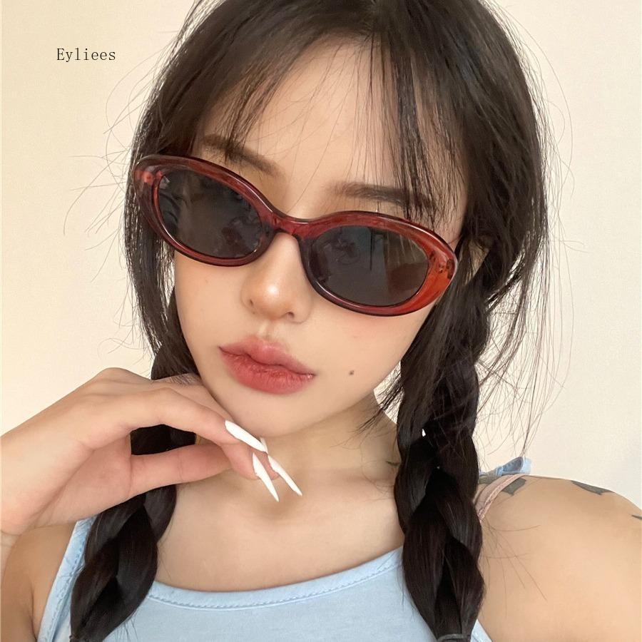 Vintage Oval Sunglasses for Women Trendy Punk Style Frame Shades Luxury Designer Fashion UV400 Protection Eyewear