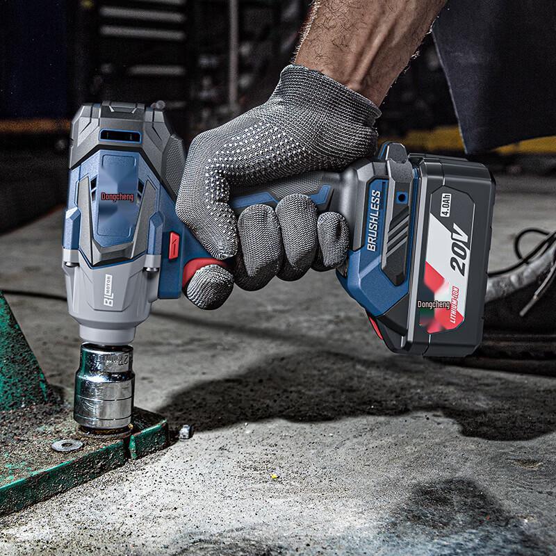 Dongcheng 20V Cordless Brushless Impact Wrench CN plug (adapter included)