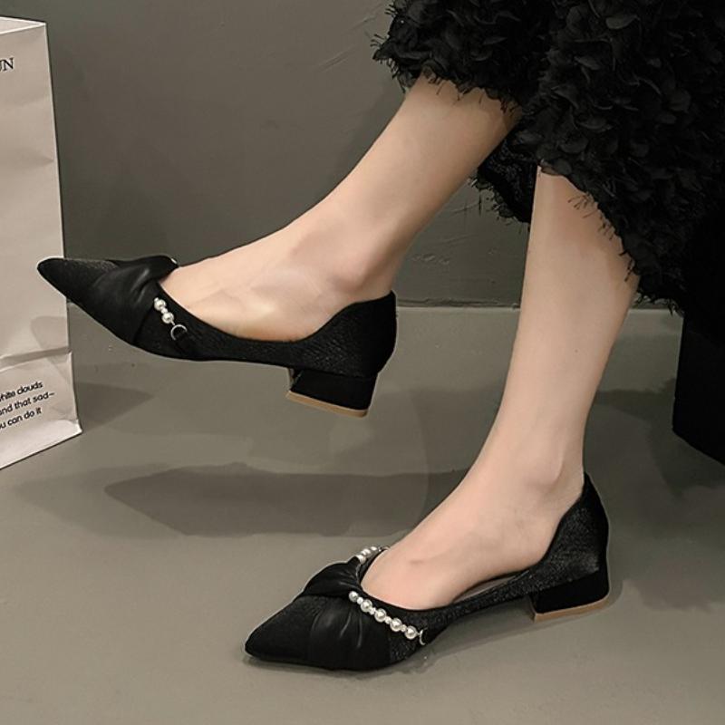 Shallow Mouth Pearl Fashion Women's Shoes Spring Summer New Thick Low Heel Pumps for Women Casual Pointed Single Shoes