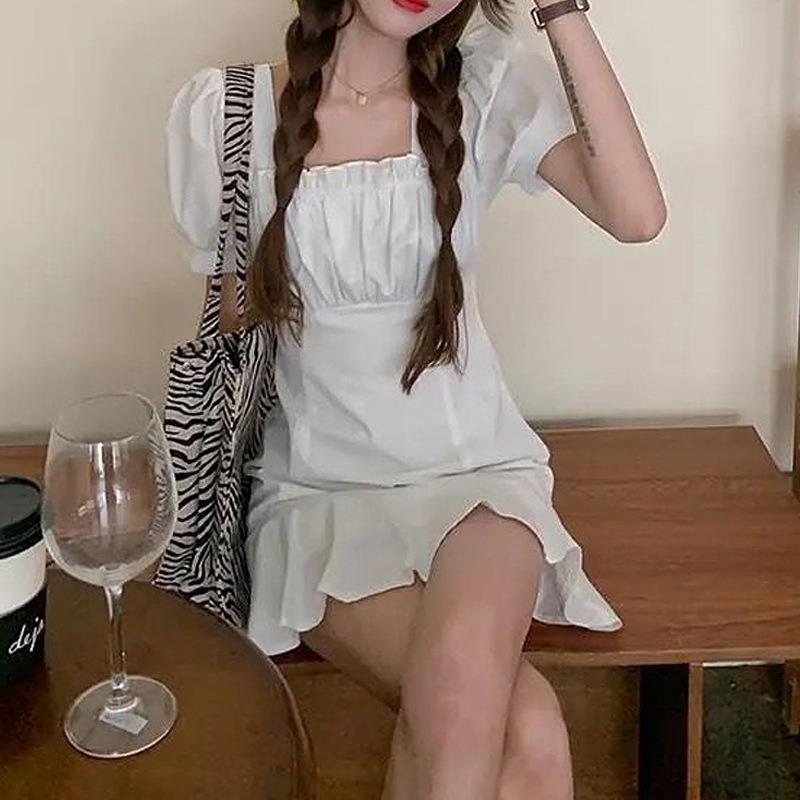 Vestido Curto Feminino Moda Babados Cintura Fina Gola Quadrada Pequeno A-line Vestido Bolsa Quadril