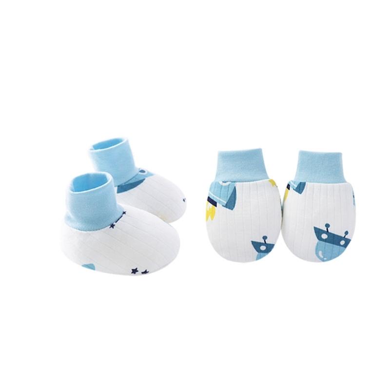No Scratch Mittens Socks Set Toddler Mitts Baby Mittens Cotton Gloves Footwear Baby Breathable Gloves for Boys Girls