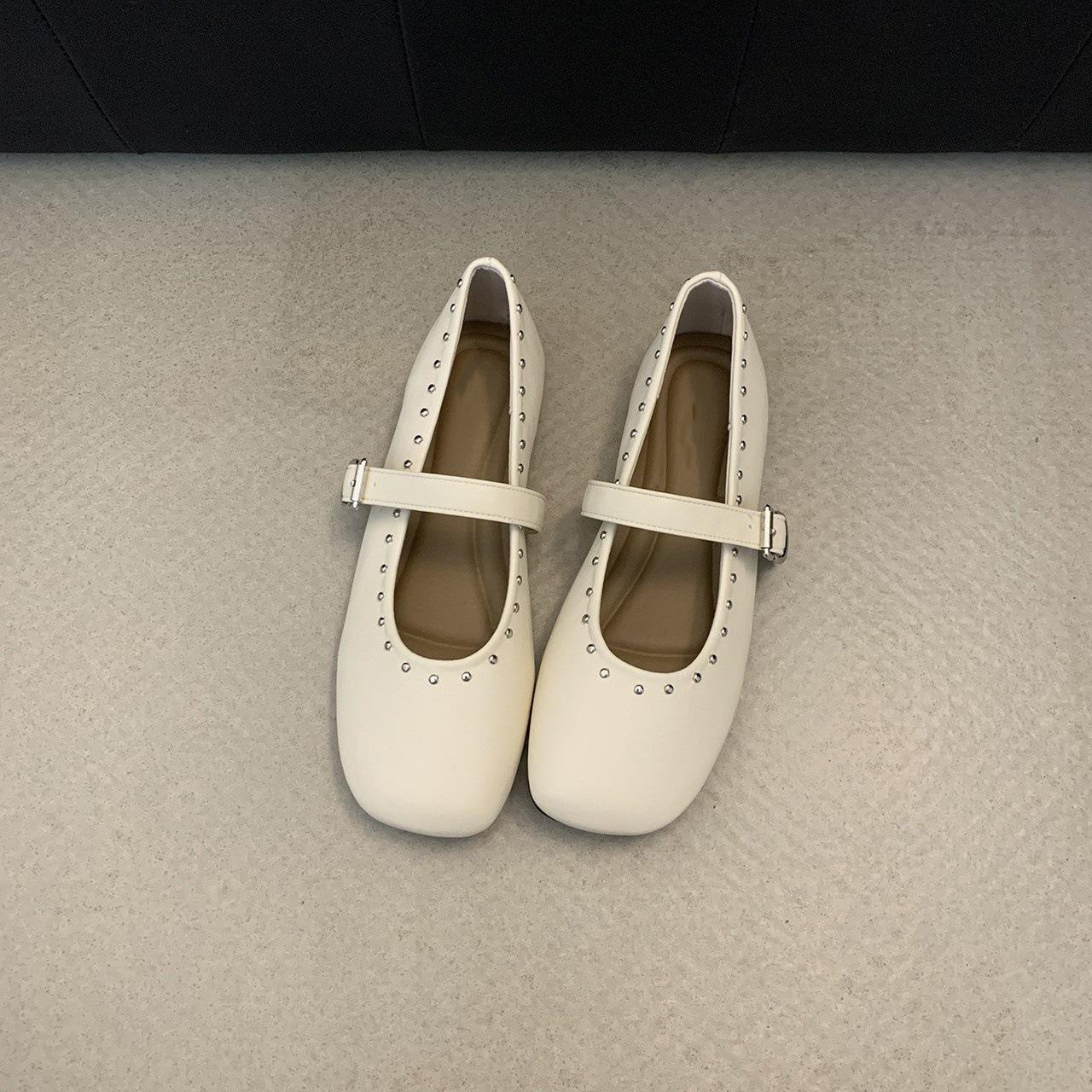 

Ретро вечерний бриз квадратная головка мягкая подошва одна педаль туфли женские весна и осень новые бабушкины туфли нескользящие 35