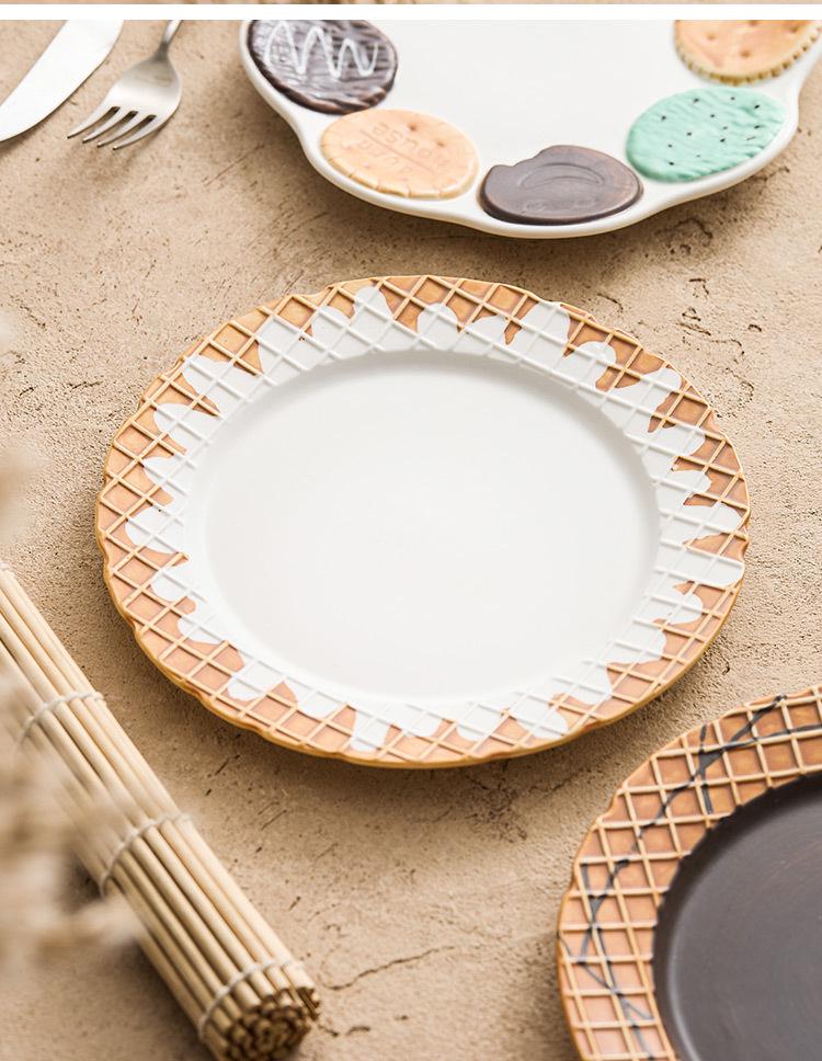 Stylish Retro Ceramic Cup & Plate Set: Perfect for Coffee, Breakfast, Tea, or Dessert.