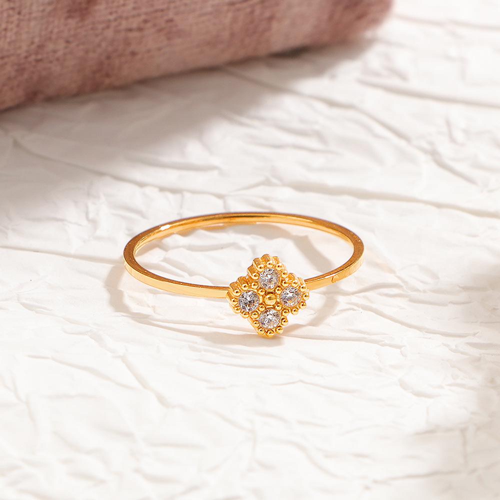 INS Stainless Steel Colorfast Four-Leaf Clover Ring - Women's Thin Luxury Flower Design