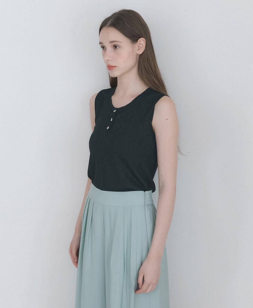 LAFELSORTOF Button Sleeveless Knit Top