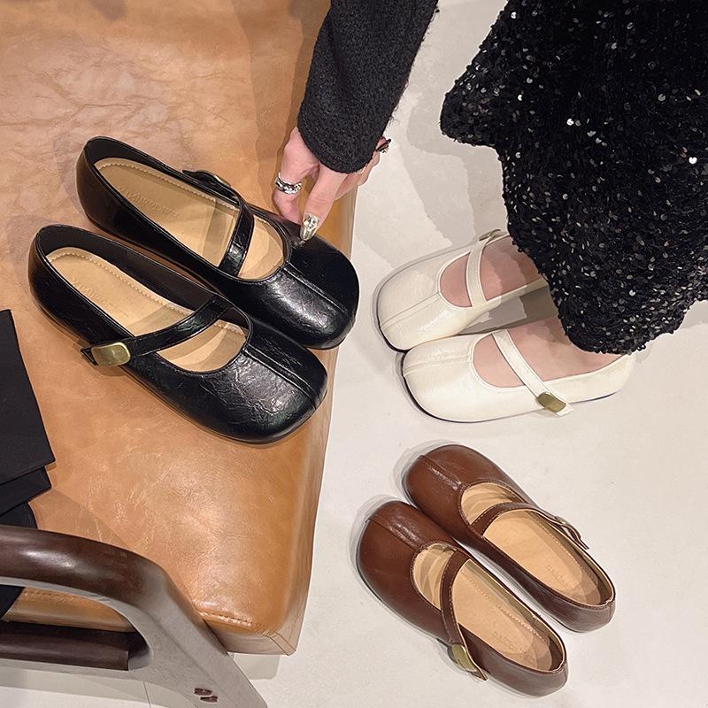 French retro Mary Jane shoes women's 2025 spring new flat-soled single shoes soft-soled evening wear round-headed grandma shoes