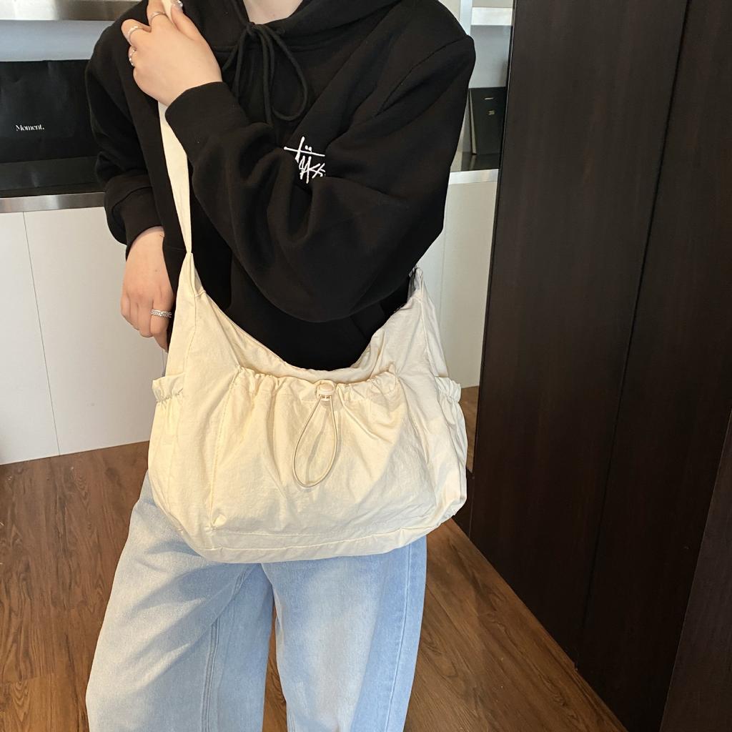 Nylon drawstring new large-capacity daily commute shoulder bag storage bag student Korean casual simple messenger bag
