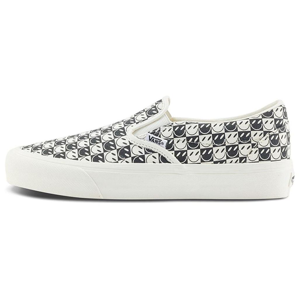 Vans Slip-On Vr3 Round Toe Low-Top Skate Shoes Unisex Sneakers Black White VN0007NCKIG