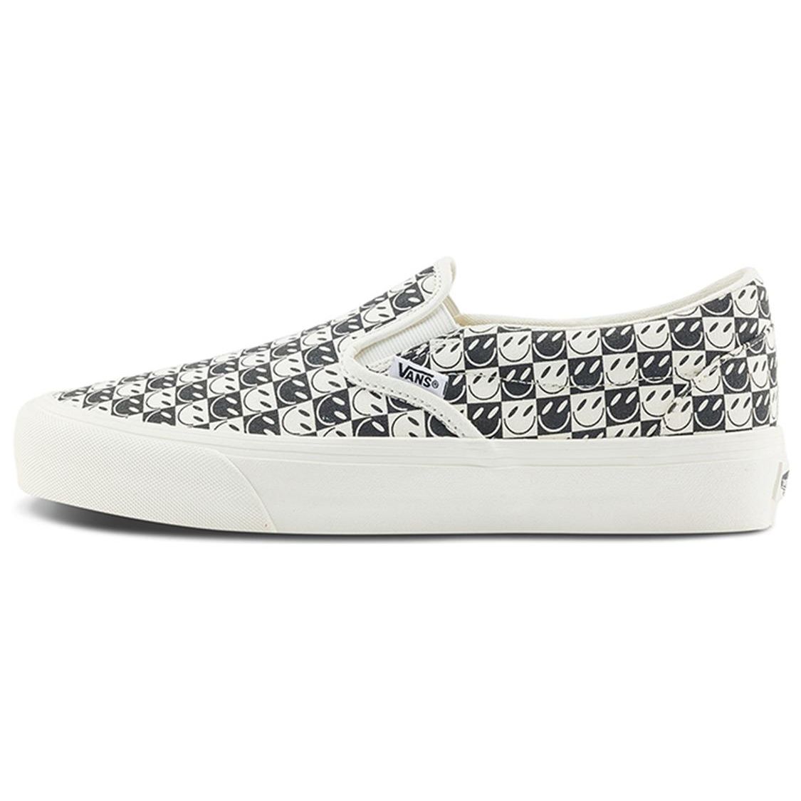 

Vans Slip-On Vr3 Round Toe Low-Top Skate Shoes Unisex Sneakers Black White VN0007NCKIG 38