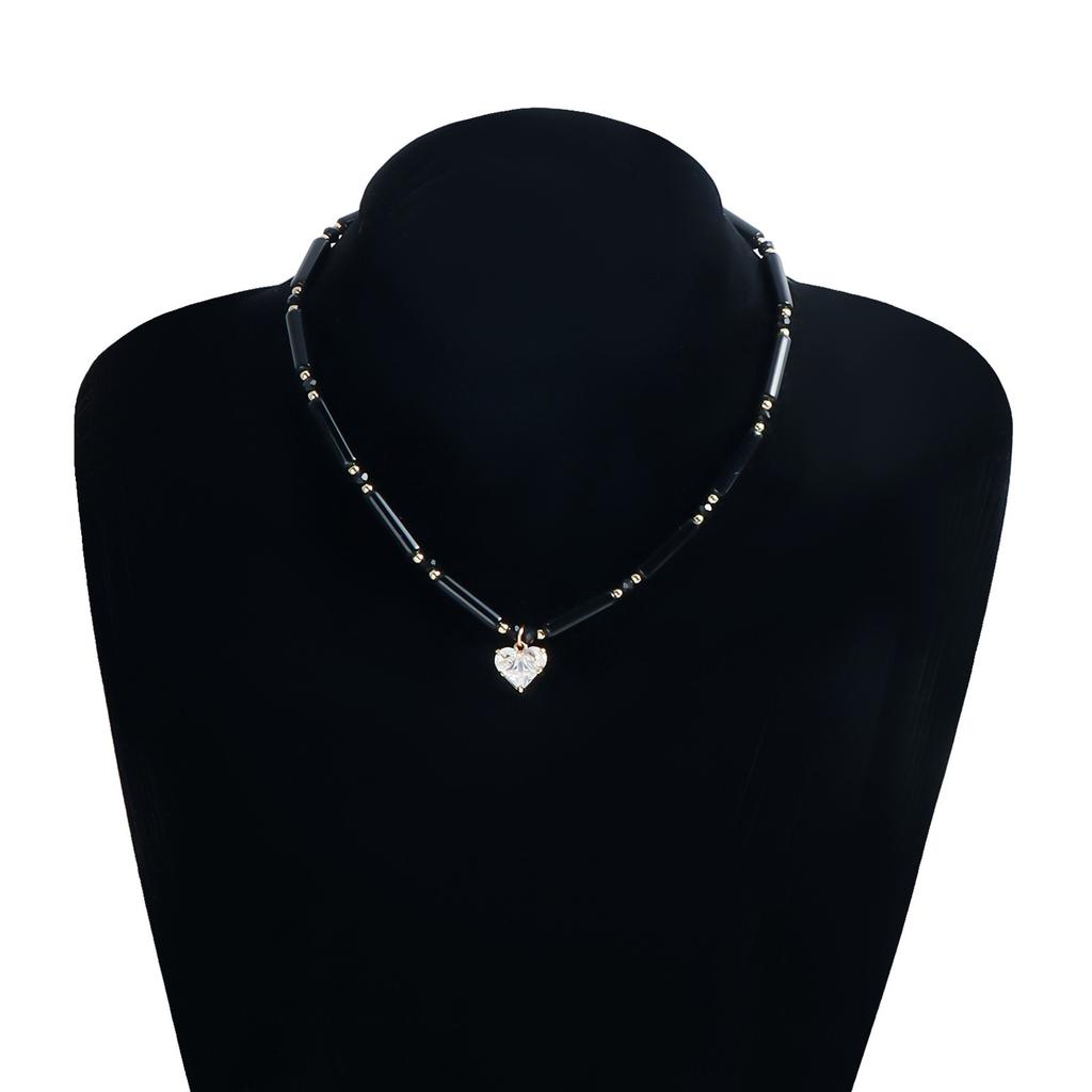 Adjustable Glass Bead Zircon Clavicle Necklace with Heart Designs for Women Fashion Jewelry Gift Ideas