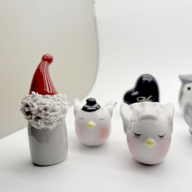Unique Ceramic Spices Bottle Handcrafted Mini Seasoning Dispenser Ceramic Seasoning Bottle For Cooking Enthusiasts