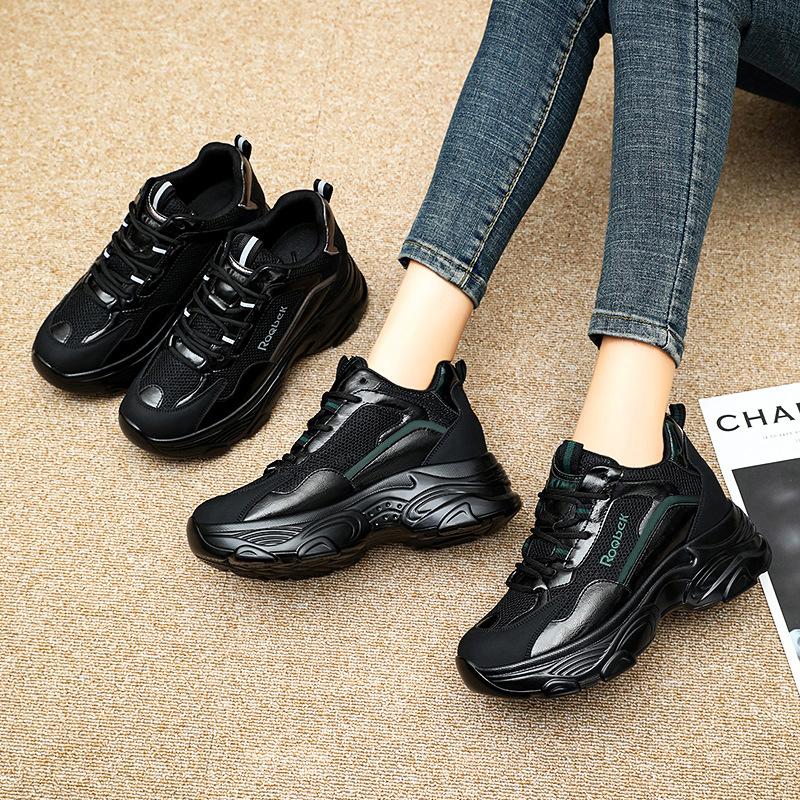 Mode Die Neue Mode Plattform Sportschuhe für Damen 2024 Sommer Schwarz Lässige Klobige Sneaker Damen Mesh Leder Plateauschuhe 8CM