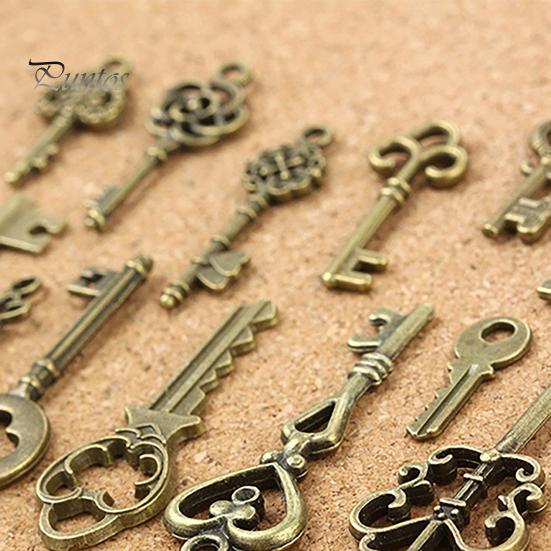 Antique Style Pendents 13Pcs/Bag Pendants Stylish Key Shapes Alloy Charms for Party