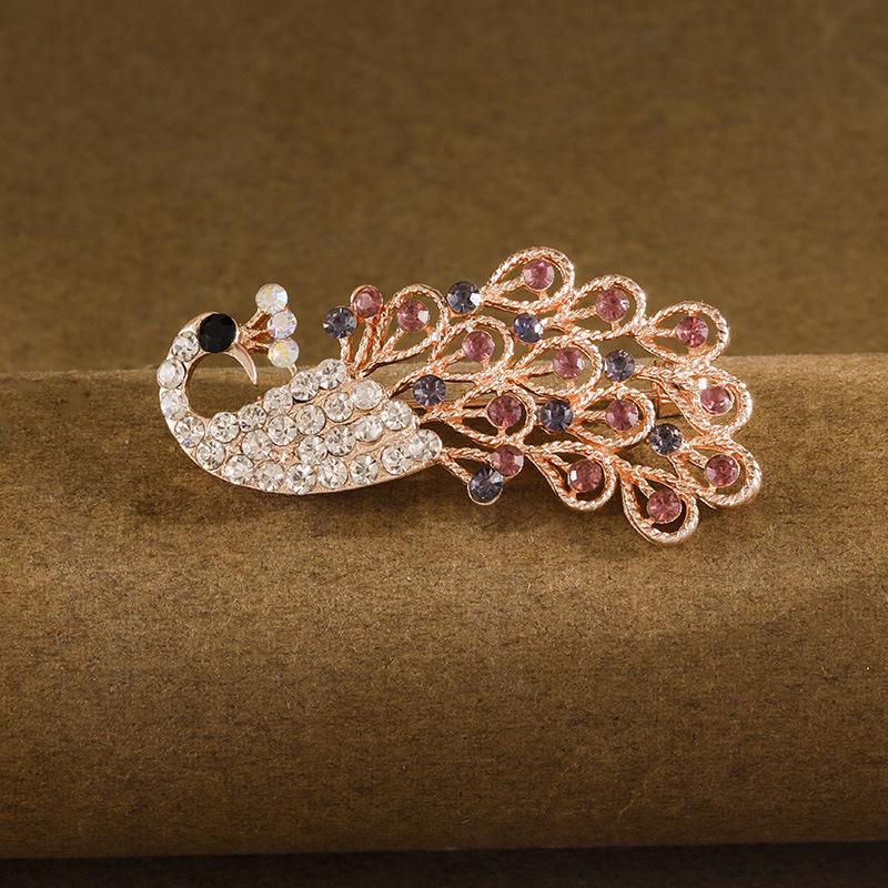 Elegant Alloy Brooch: High-End Women's Versatile Pin for Coats and Suits