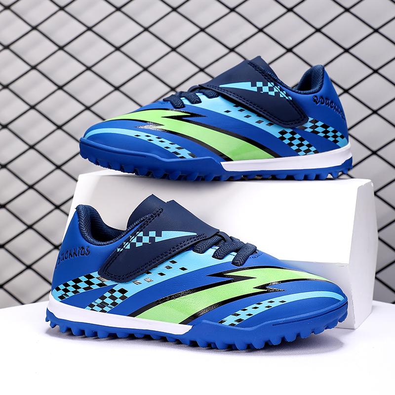 Football Boots Men Outdoor Sneaker Ultralight Grass Training Soccer Shoes Children Unisex Resistant Original Football Shoes