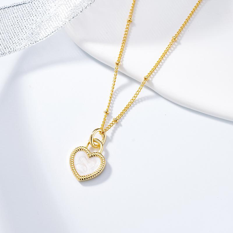 Ladies Fashion Love Heart Pendant Necklace Jewelry