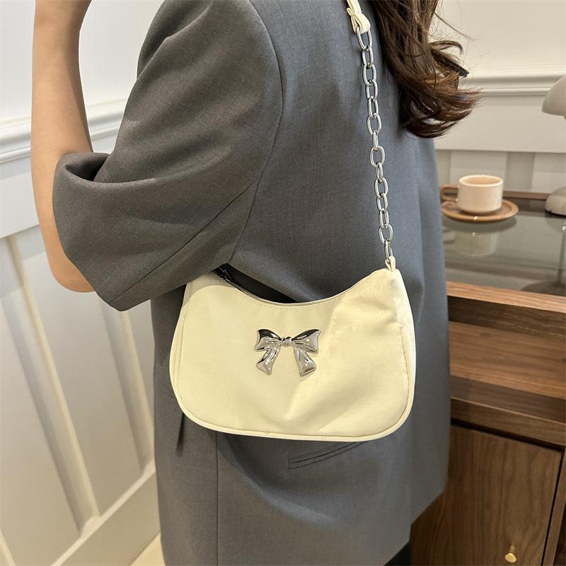Korean Version Trendy One-shoulder Armpit Bag 2025 New Texture Foreign Style Bow Design Fashionable and Simple One-shoulder Messenger Bag