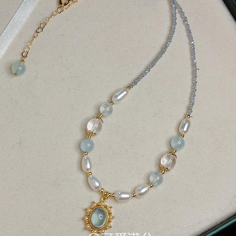 Medieval court style collarbone chain imitation crystal beaded star necklace exquisite temperament versatile fashion neck chain