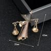 Punk Retro Dosa Burden Old man Badge Gift For Men Women Accessories Jewelry Corsage Brooch Pins