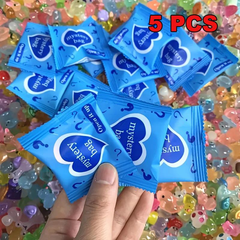 

5/10/30/50/60pcs Glow In The Dark Mini Resin Animals Surprise Blind Bags for Garden Decor Micro Landscape Birthday Gift Surprise