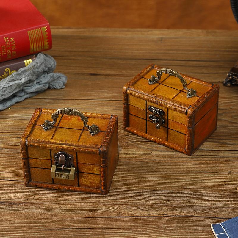 Wooden Antique Storage Box Medieval Vintage Suitcase Treasure Chest Necklaces Jewelry Organizer Gift Box with Lock Big Photo Box