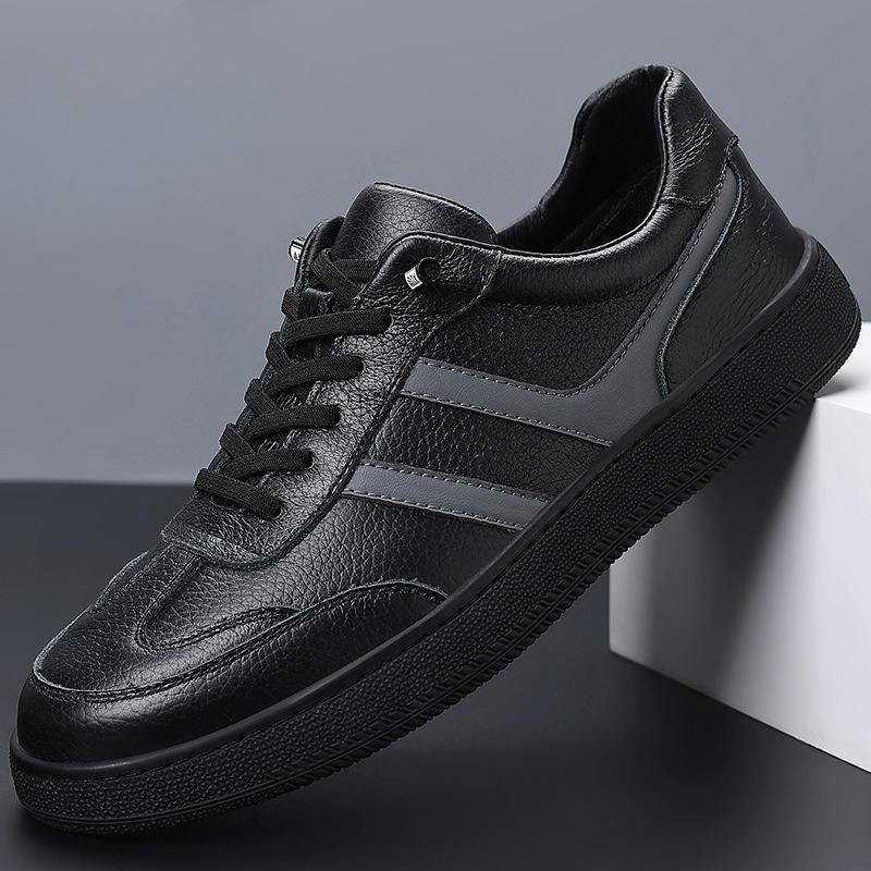 

Fashion Men s Sneakers 2025 Spring New Luxury Flat Loafers Comfortable Slip on Soft Men Sneakers Lightweight Outdoor Running Shoes 44 чёрный