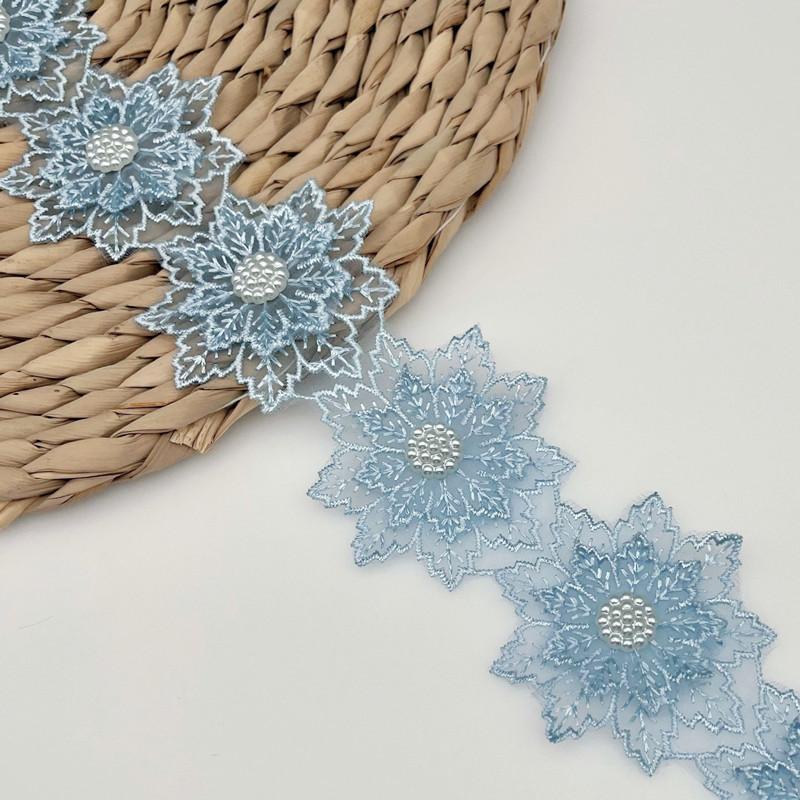 Exquisite Embroidered Organza Lace Flower Applique Patches Can Be Used To Decorate Felt Paintings Picture Frames Clothes and Hat