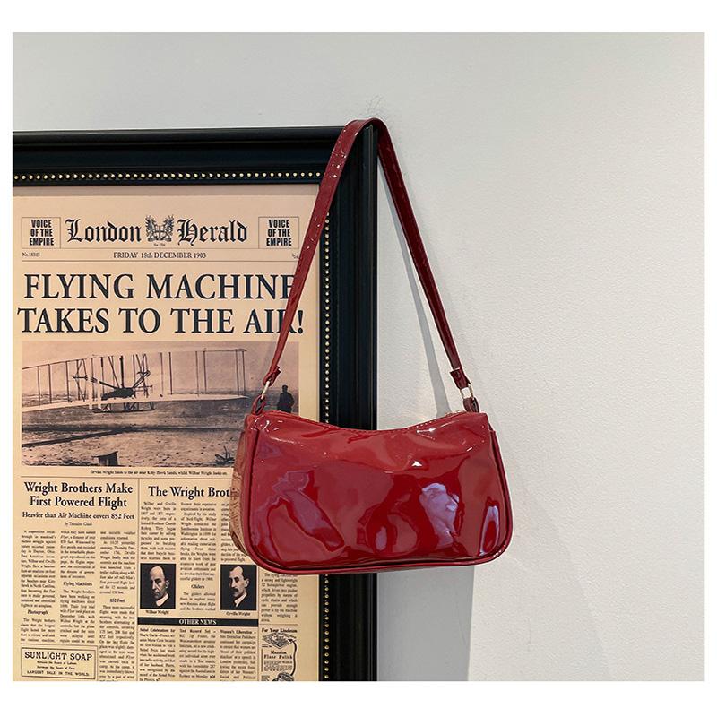 Borsa a tracolla lucida alla moda, borsa a spalla impermeabile, borsa rosa da sotto braccio, mini borsa hobo leggera per l'ufficio, feste, casual
