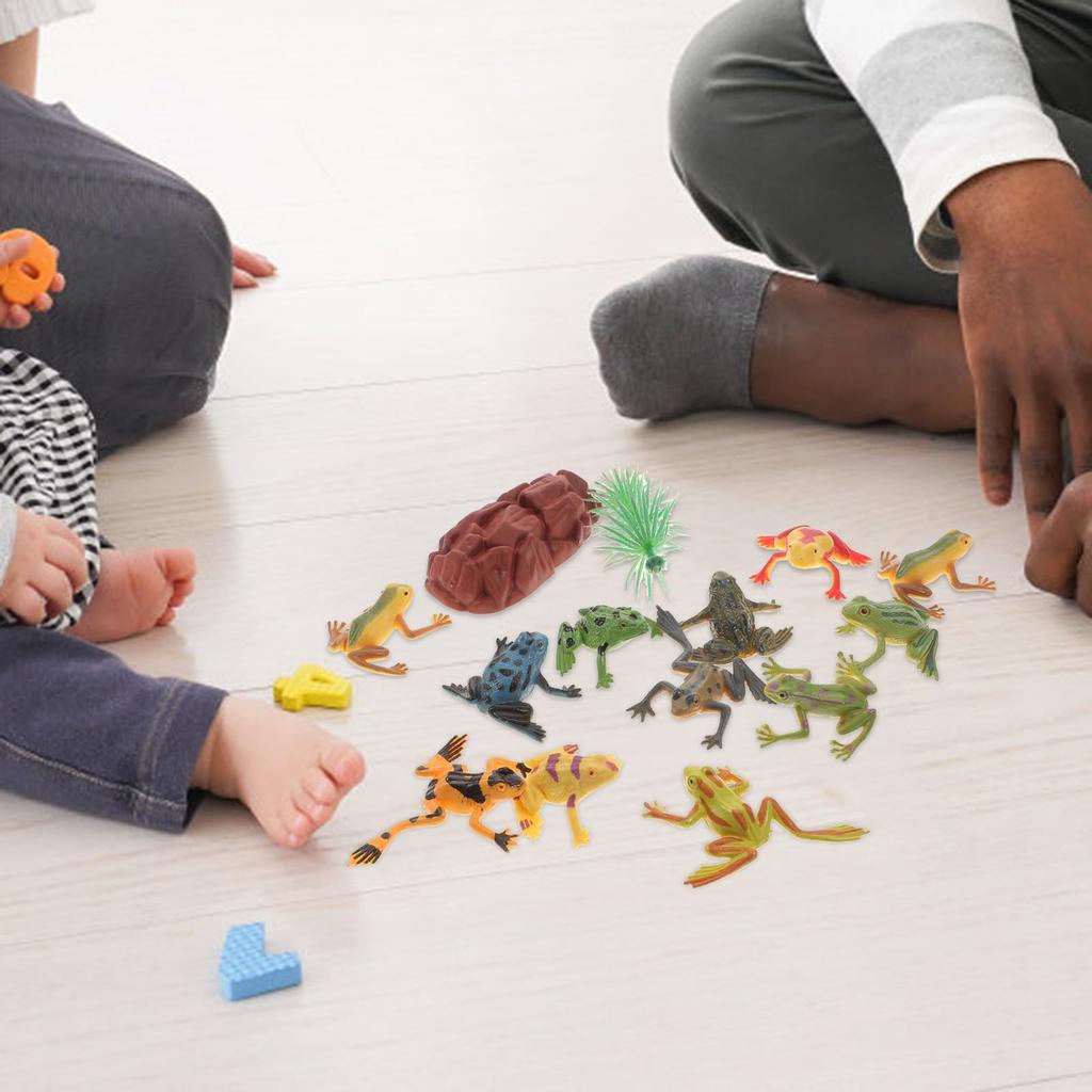 STOBOK Reptile Figurines, Frog Models, Living Frog Figurines, Plastic Reptile Frog Models, Miniature Animal Figures, Scenery, Gift, Set of 12