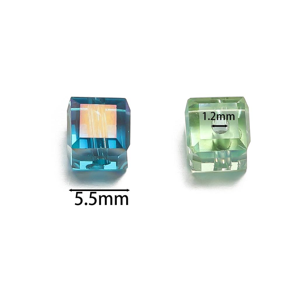 10ks/šarže Nádherný čtvercový barevný křišťálový korálek 6mm Křišťálový fazetovaný distanční volný korálek Šperky DIY Náramek Náhrdelník Doplňky