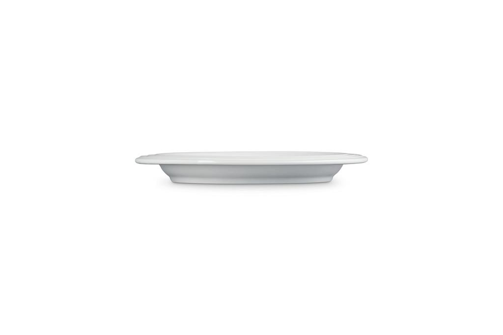 Le Creuset Legend Plate, 18cm, White, Heat and Cold Resistant, Microwave, Oven, and Dishwasher Safe [Official Japanese Product]