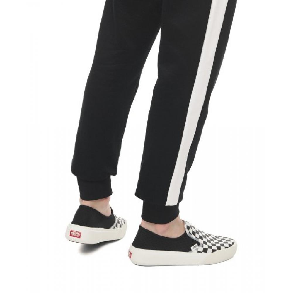 Barnes Comfique One    Checkerboard  Black  Marshmallow Vn0a45j5r6r1