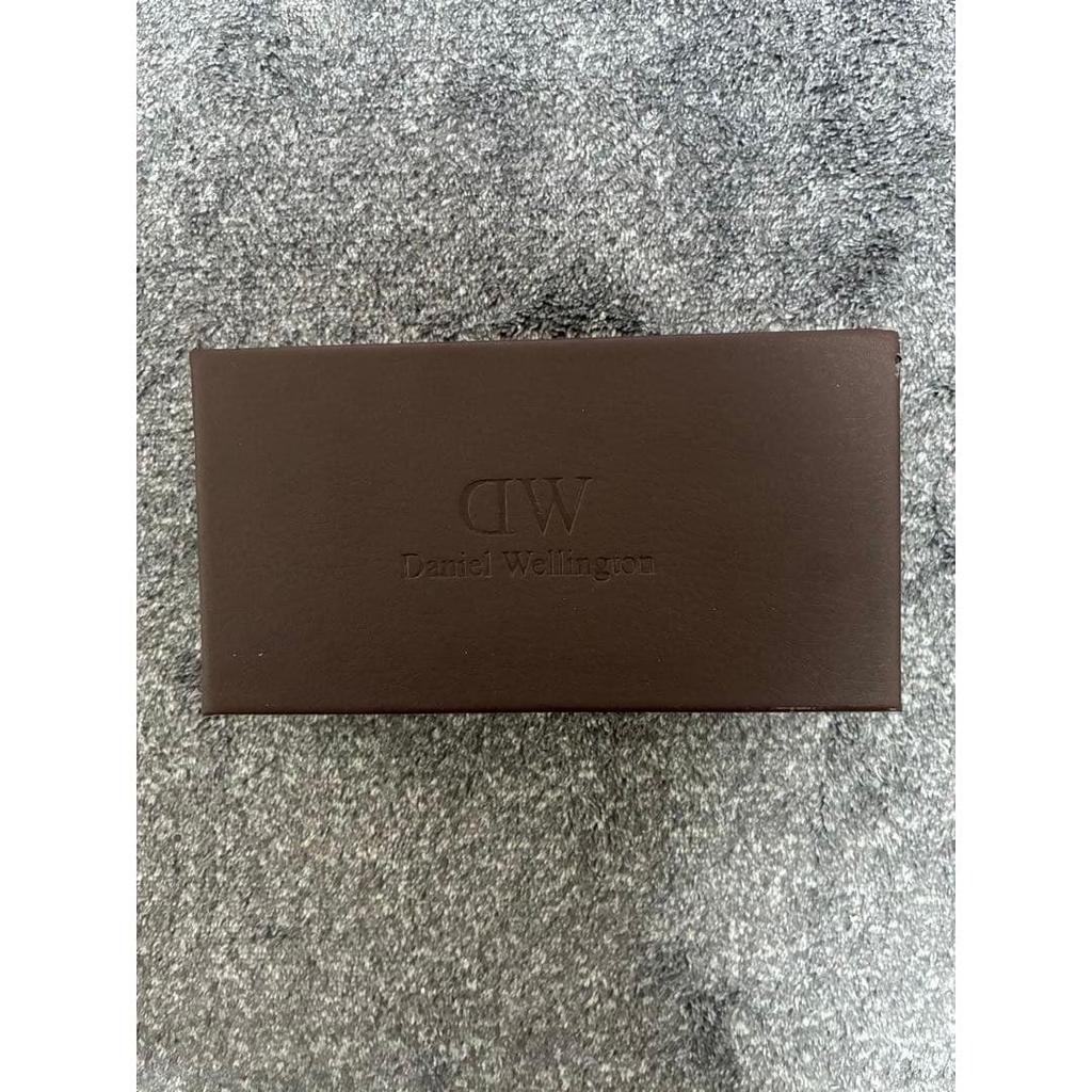 Used Daniel Wellington DW Watch White/Black