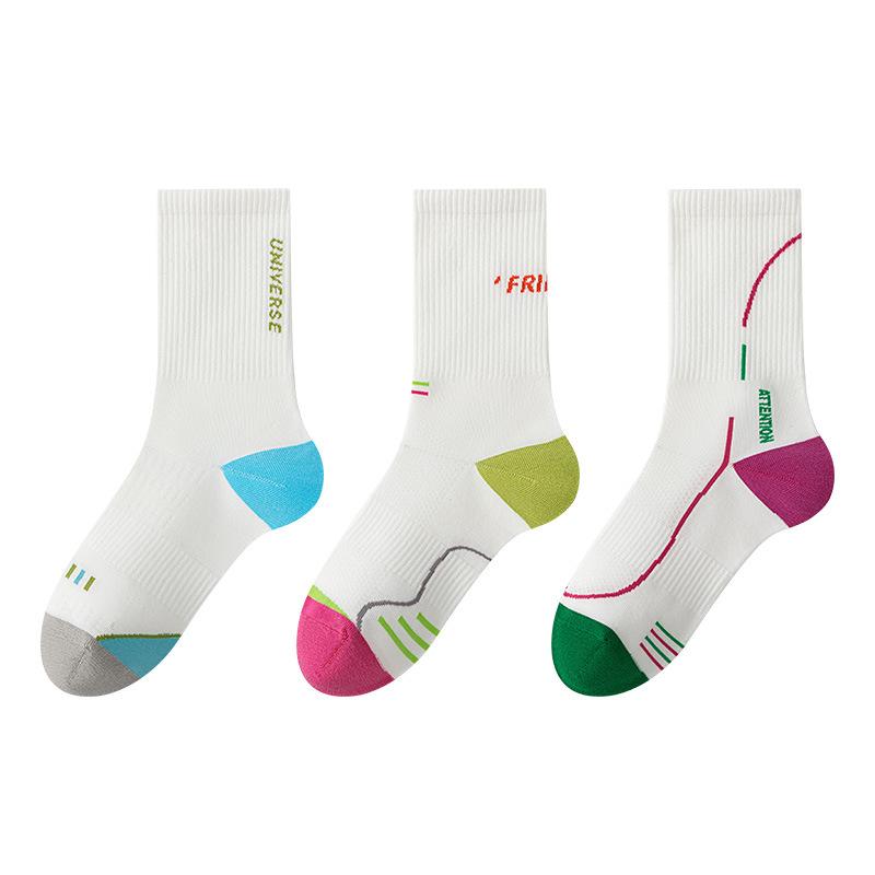 Female Professional Outdoor Mountaineering Running Badminton Sports Shock Non Slip Sweat Breathable Tube Socks1