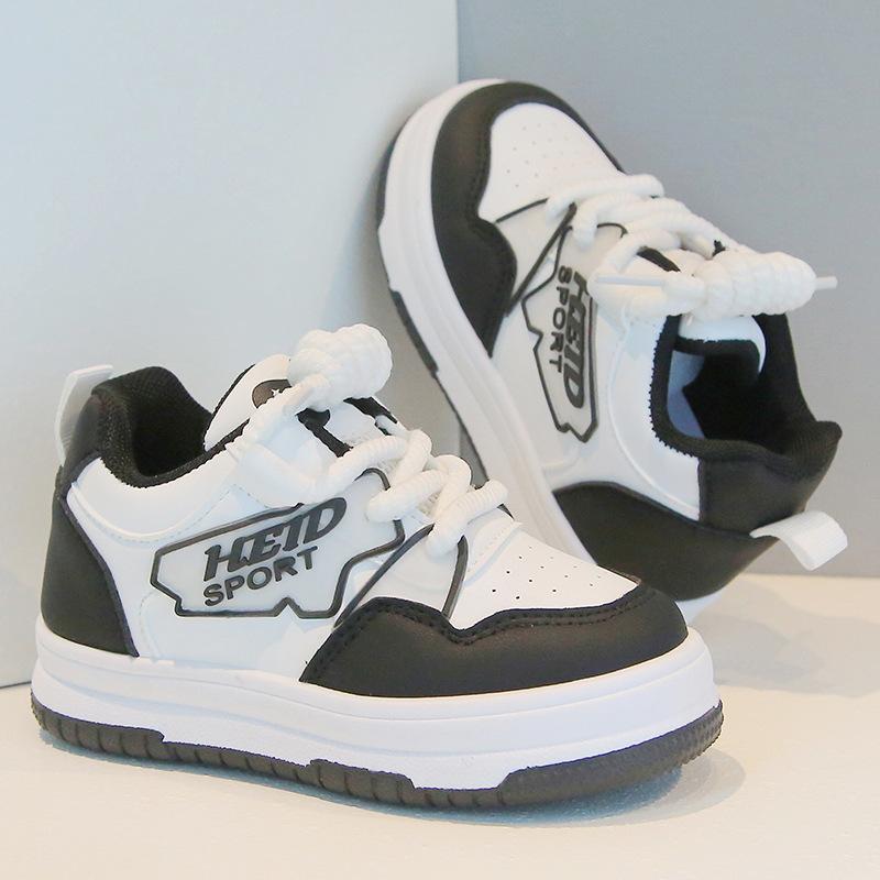 Children's sports shoes 2025 spring and autumn boys' casual board shoes new high-top girls' little white shoes soft-soled baby shoes list