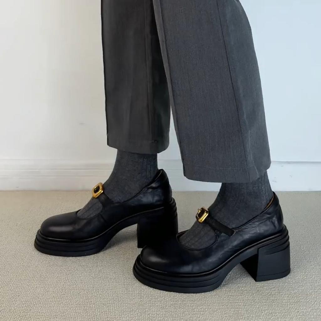 Małe uniwersalne buty na podwyższeniu dla dojeżdżających pojedyncze buty damskie retro słowo z grubą podeszwą okrągły nosek małe skórzane buty