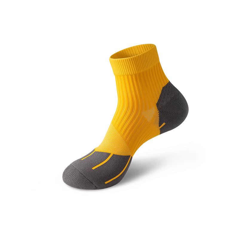 Men's Mid-Calf Performance Running Socks, Towel Bottom, Sweat-Absorbent, Shock-Absorbing, Ideal for Marathon, Hiking, and Mountaineering