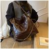 IELGY Oil Leather Retro Large-Capacity Tote Bag Loose Commuter Shoulder Portable Bucket Bag