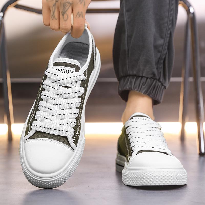 Canvas shoes men's 2025 spring new trend versatile outdoor skateboard shoes student campus style soft sole fashion board shoes