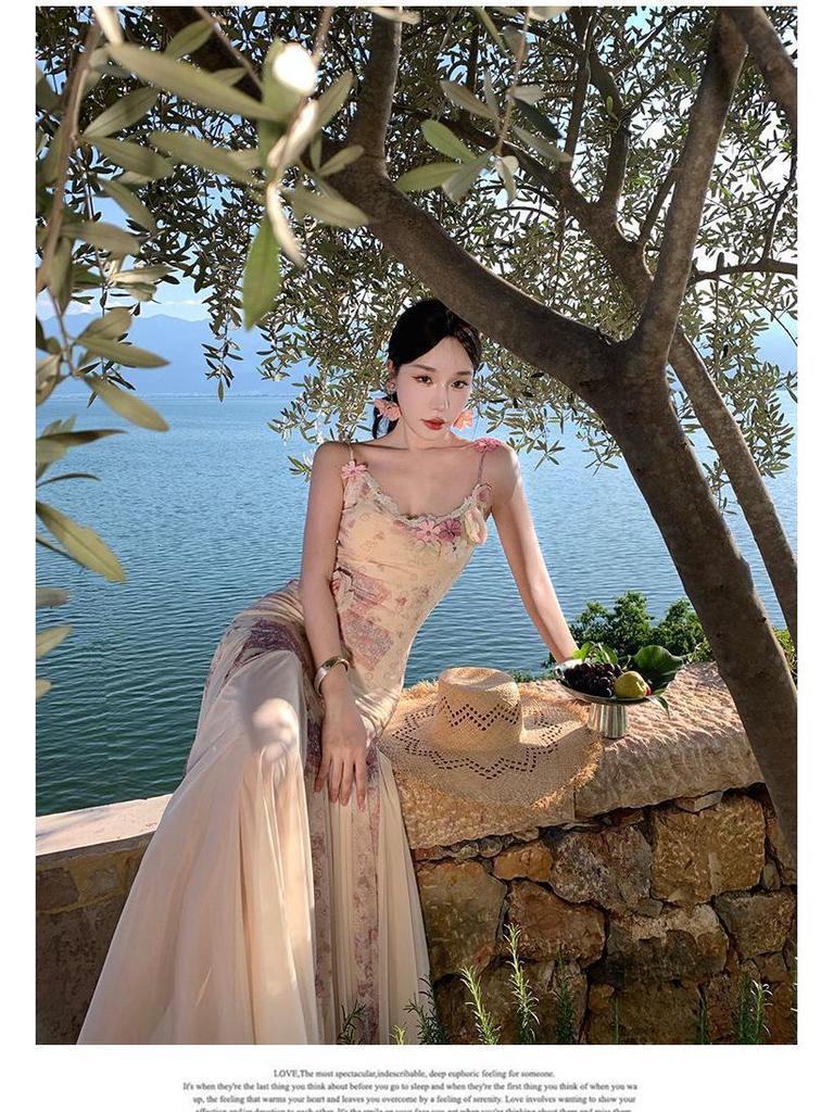 Women's French Floral 3D Strappy Summer Dress with Waist-Cinching Mesh Mermaid Skirt