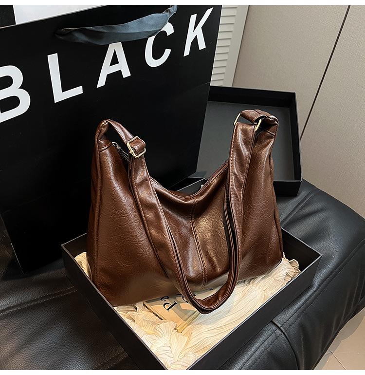 Women's Large Solid Color Tote 2025: Stylish, Versatile Crossbody Bag for Casual or Commuting