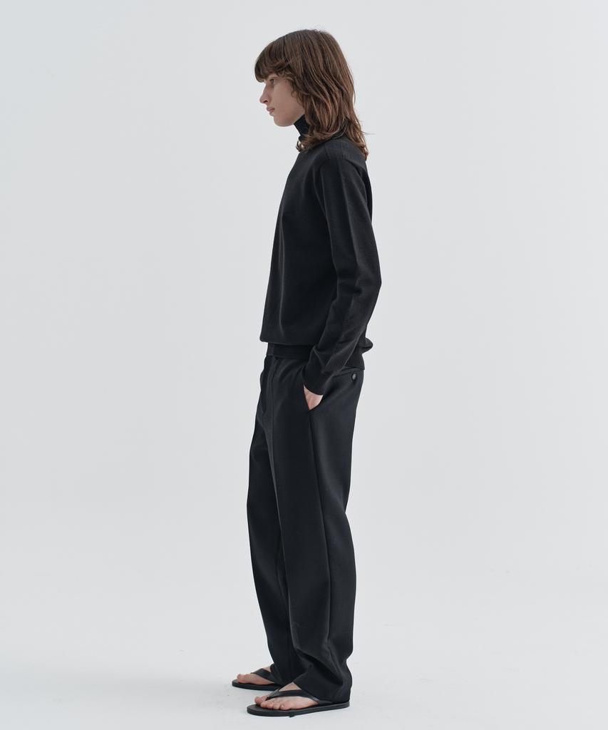 EZIO Seamless Turtle Knit_Black