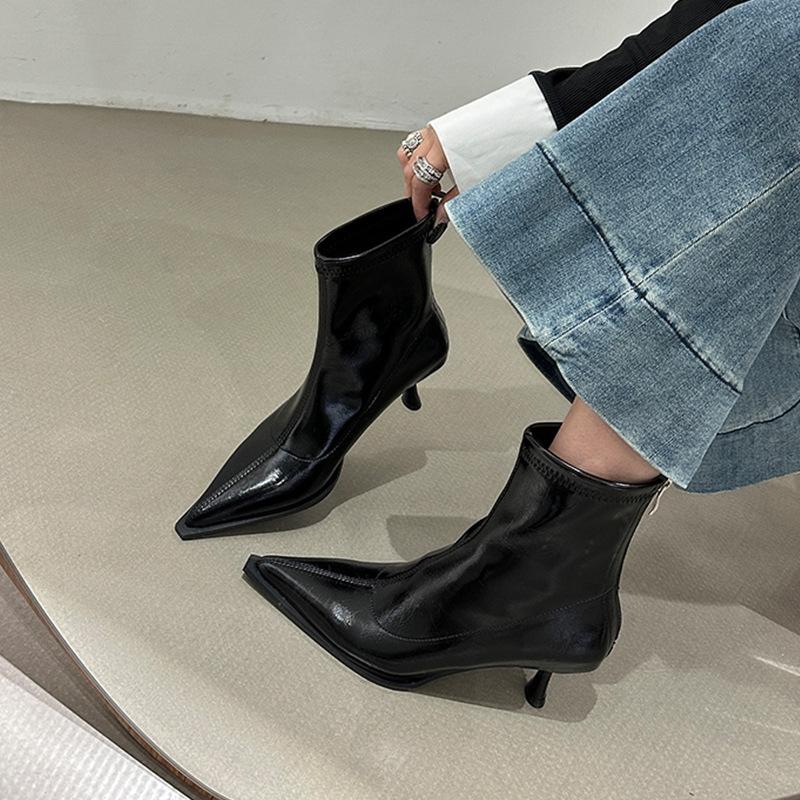 Pointed short boots women's autumn and winter 2024 new boots fleece short boots niche thin women's boots thin heel high heel boots