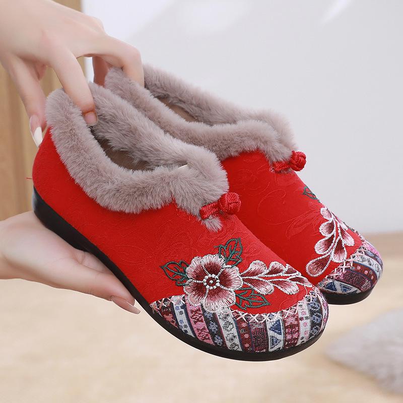 Warm Ethnic Style Embroidered Cotton Shoes – Soft-Soled Fur-Lined Comfort for Middle-Aged & Elderly