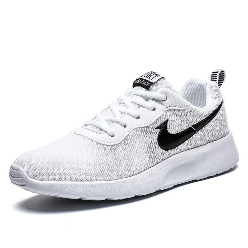 nike tanjun slip resistant