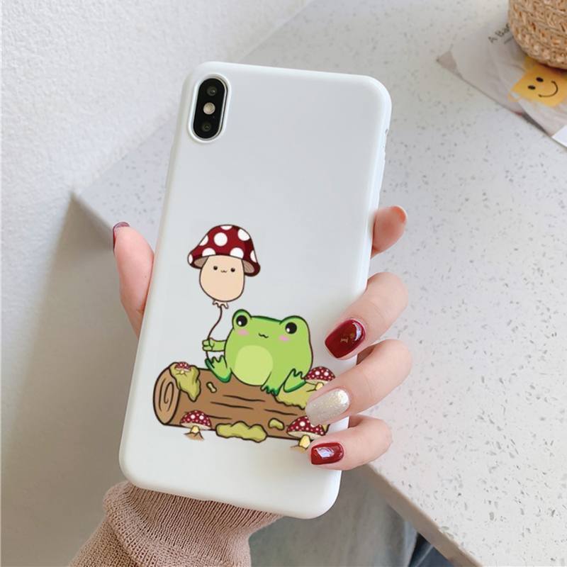 Cute Cartoon Frog Phone Case for iPhone 11 12 13 Mini Pro Xs Max 8 7 6 6S Plus X XR Solid Candy Color Case