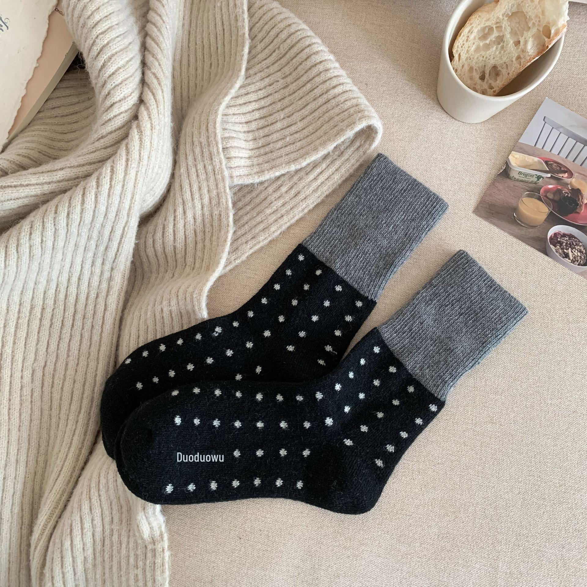 

Women s Retro Japanese Mid-Calf Wool Socks - Autumn/Winter Warmth with Contrasting Polka Dot Design