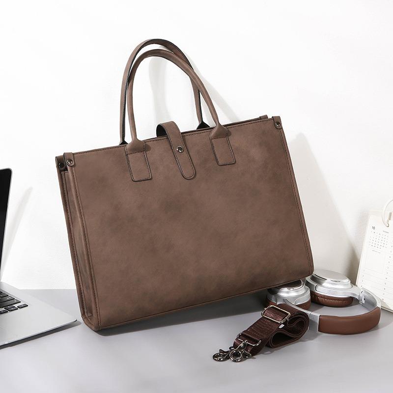 New business computer file bag men's bag casual retro shoulder messenger handbag